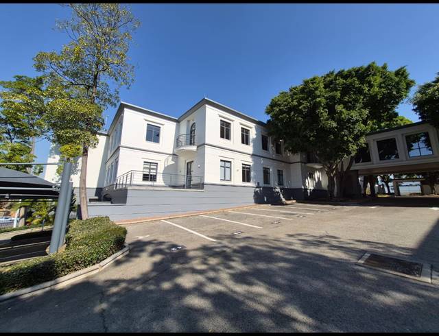 1,723M² OFFICE TO LET IN ILLOVO